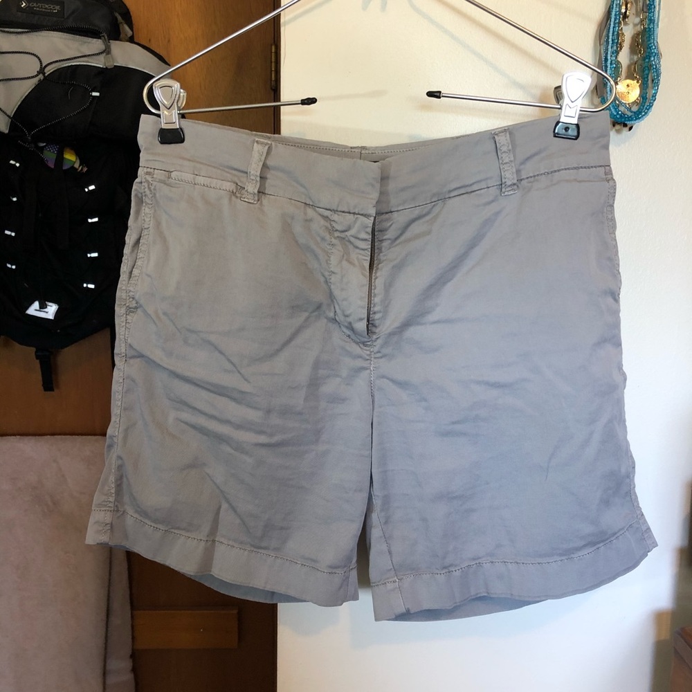 Grey J.Crew 5in Chino Shorts - Size 6